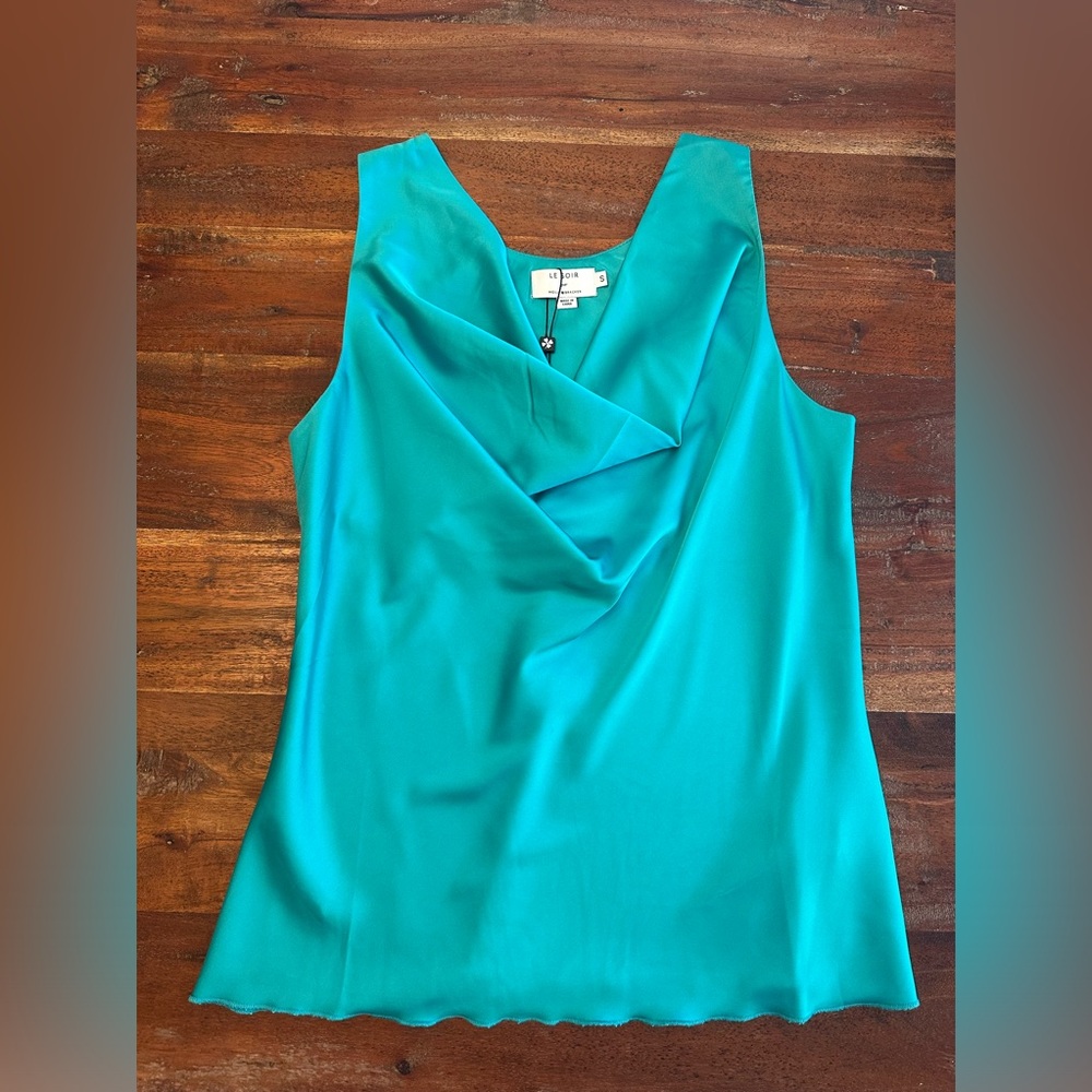 Molly Bracken Satin Cowl Neck Top in turquoise sz small. New with tags.